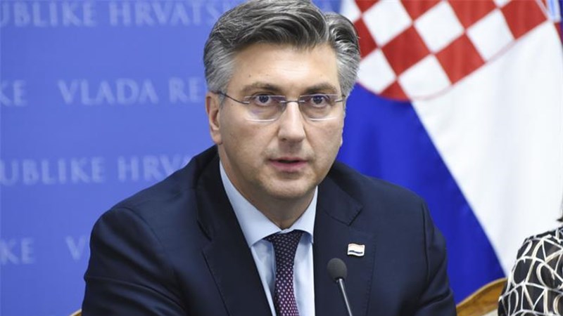 U mandatu ove Vlade državne i javne službe imaju povećanje plaća za 18,3 posto 